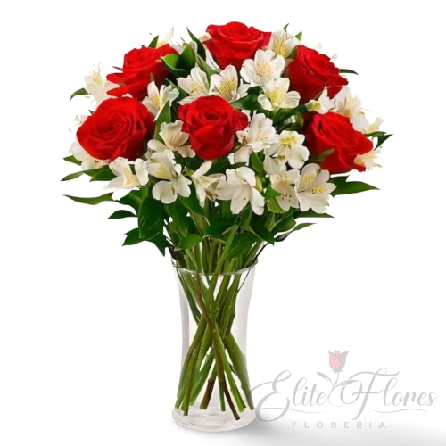 Rosas y alstroemeria blancas