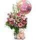 Ramo de flores mixtas  adornado  delicadamente con cinta rosa y un osito de peluche adicional.