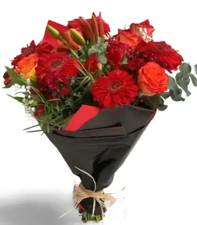 Ramo rosas rojas y naranjas