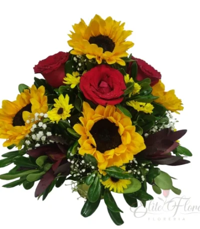 Girasol con rosas rojas