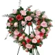 Corazón con rosas rosadas